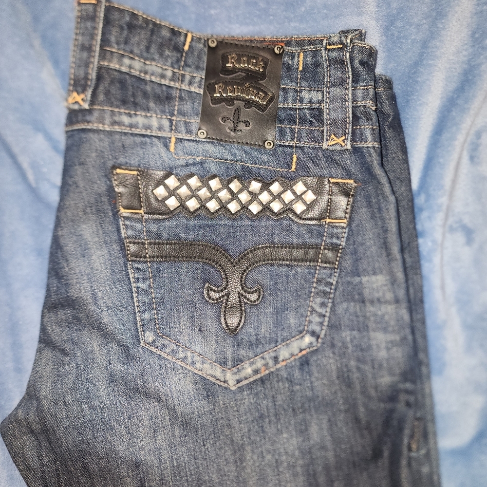 Mens Rock Revival